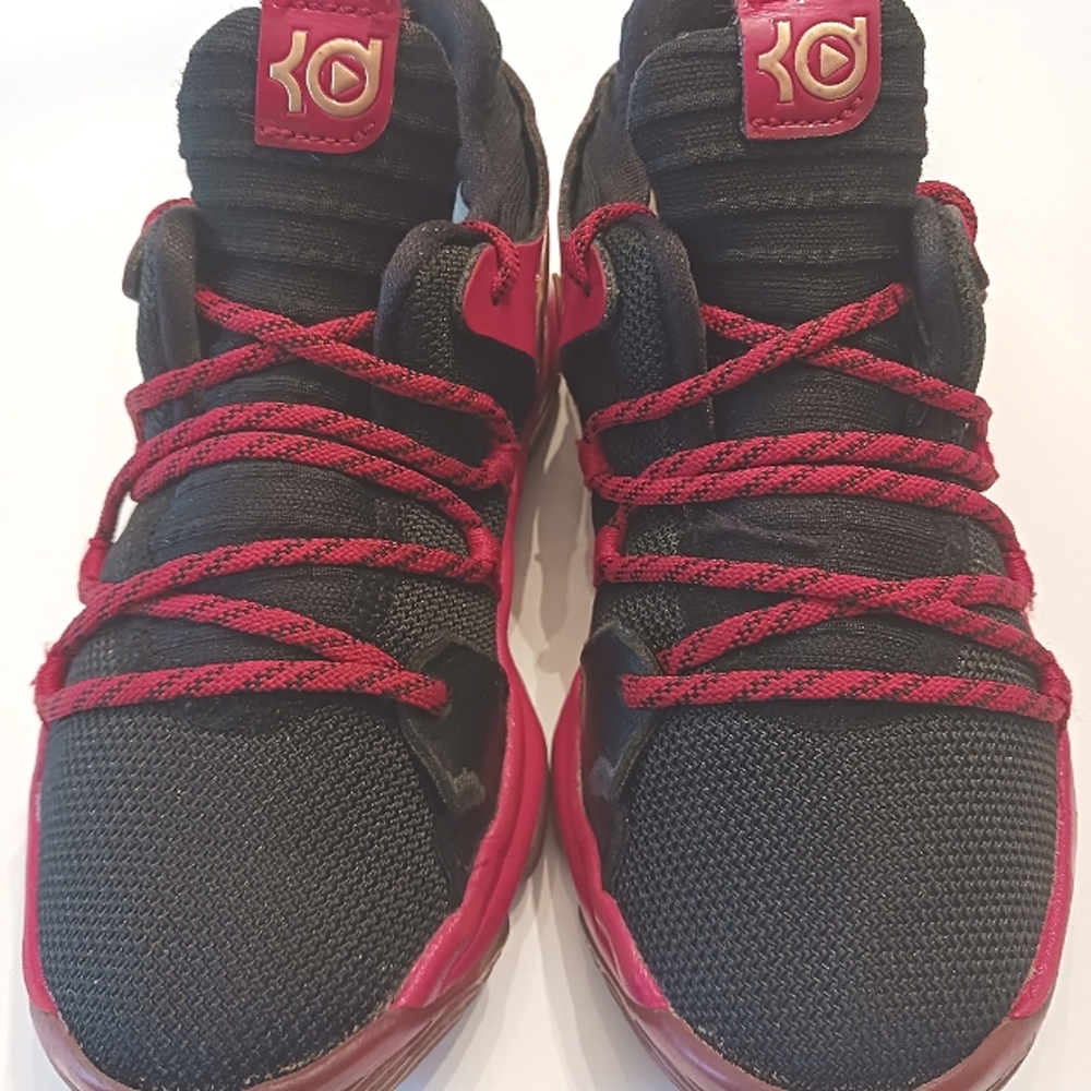 NIKE Zoom KD 10 Red/Black Gold Metallic Swoosh Sneakers Size 11C